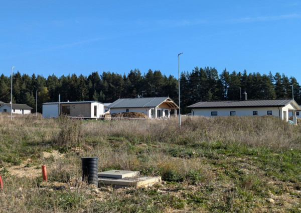 Ponuka na predaj stavebného pozemku 930m2 v obci Jamník s výhľadom na Vysoké a Nízke Tatry